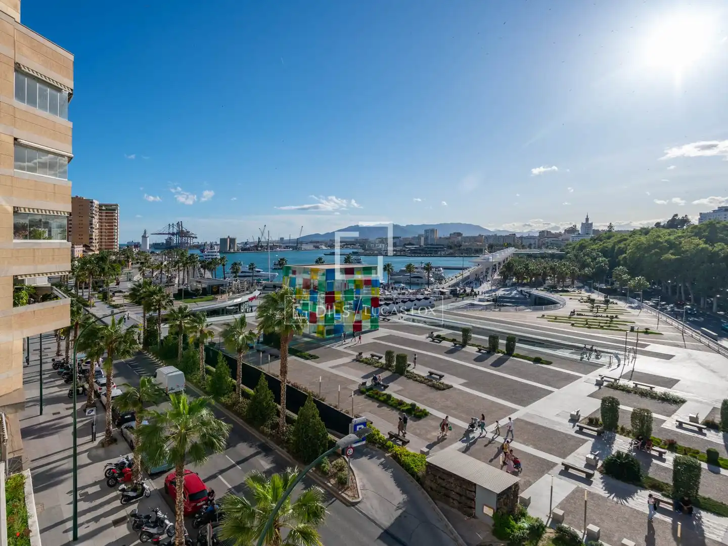 Vista exterior de Piso en venta en Málaga con Aire acondicionado, Parquet y Terraza