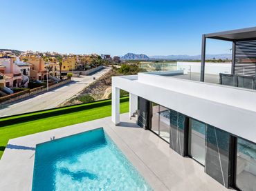 Casa con piscina in vendita a Calle Redován