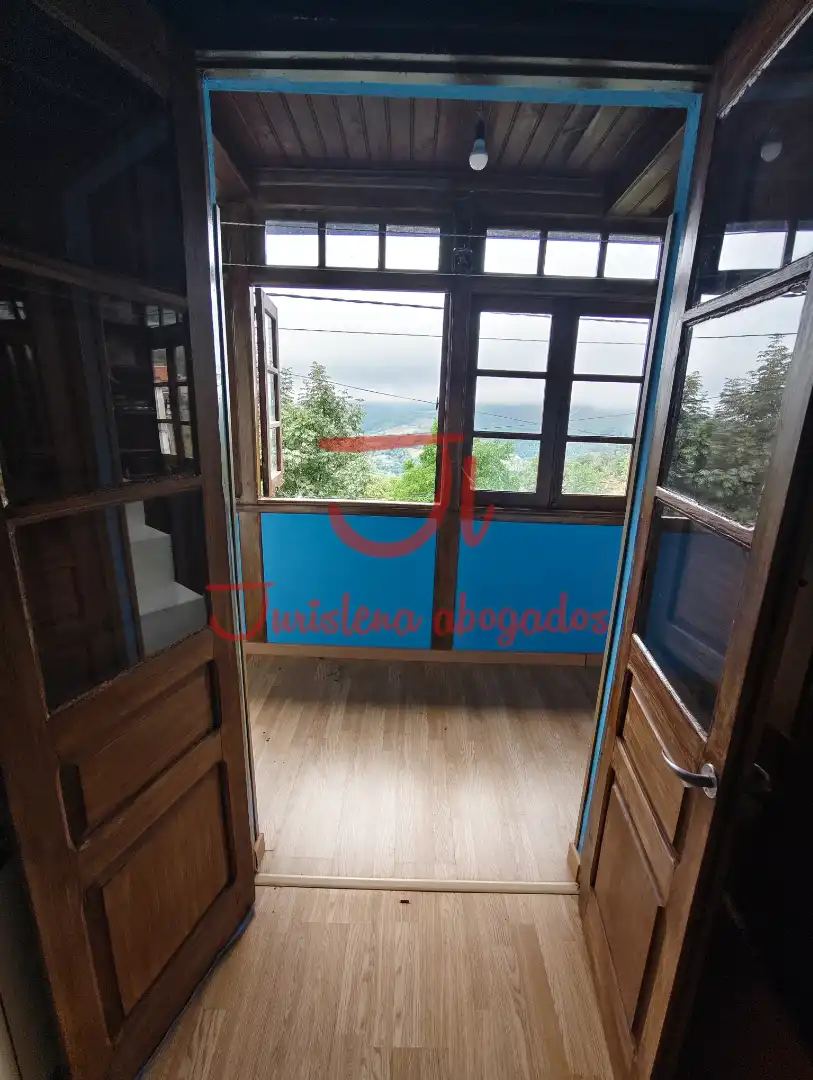 Casa adosada en venta en Quirós
