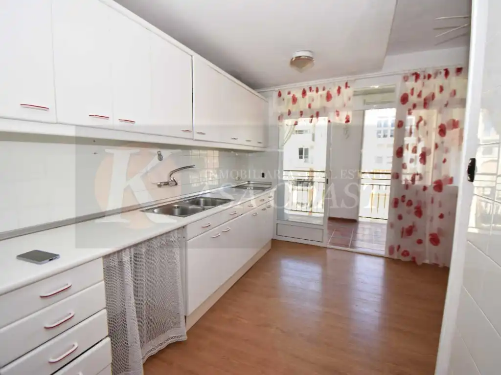 Cocina de Piso en venta en Fuengirola con Aire acondicionado y Terraza