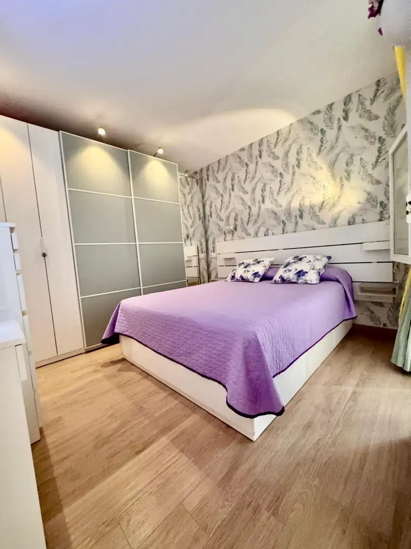 Habitación de Piso en venta en Arona con Jardín privado, Terraza y Amueblado