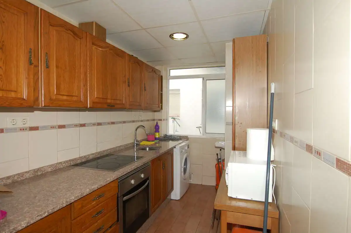 Cocina de Piso para compartir en Granada con Amueblado