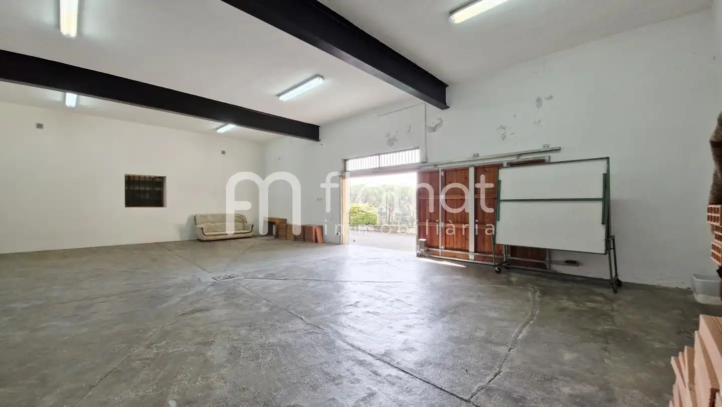 Casa con piscina in vendita a Camí de Santa Bàrbara 1, imagen 2