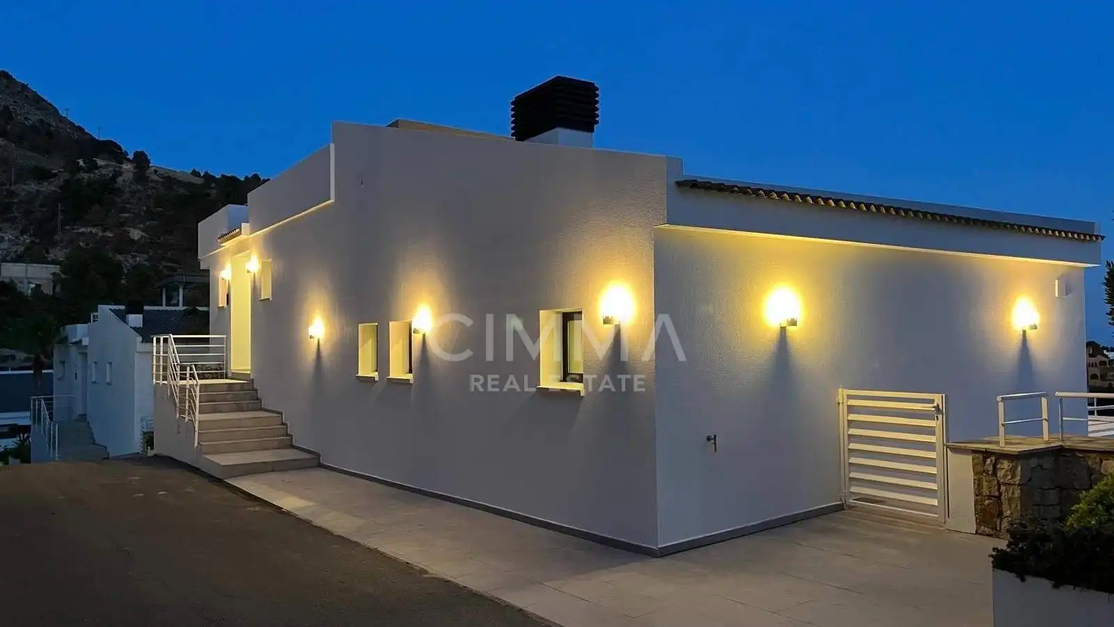 Vista exterior de Casa o chalet en venta en Altea con Calefacción y Piscina