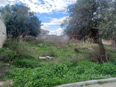 Terreny residencial en venda a Calle Sierra Del Aguila