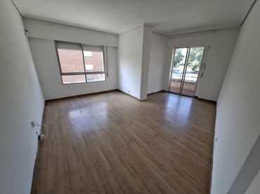 Wohnung mit Balkon zum Verkauf in Avenida Gonzalo de Berceo