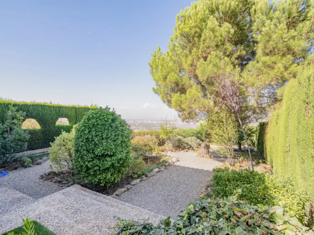 Jardín de Casa o chalet en venta en Monachil con Jardín privado, Terraza y Piscina