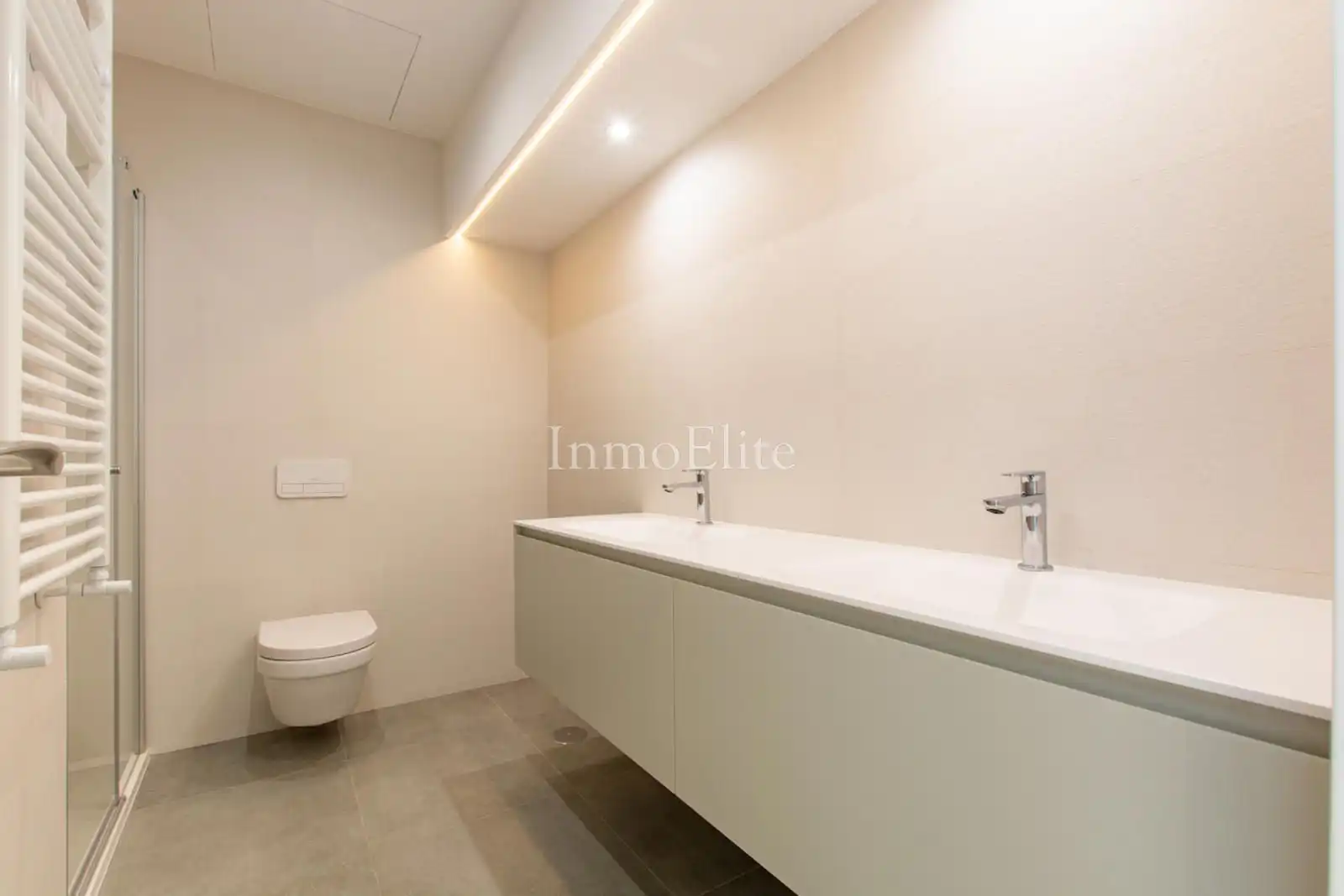 Casa bifamiliare con piscina in vendita a Avenida Europa, imagen 44