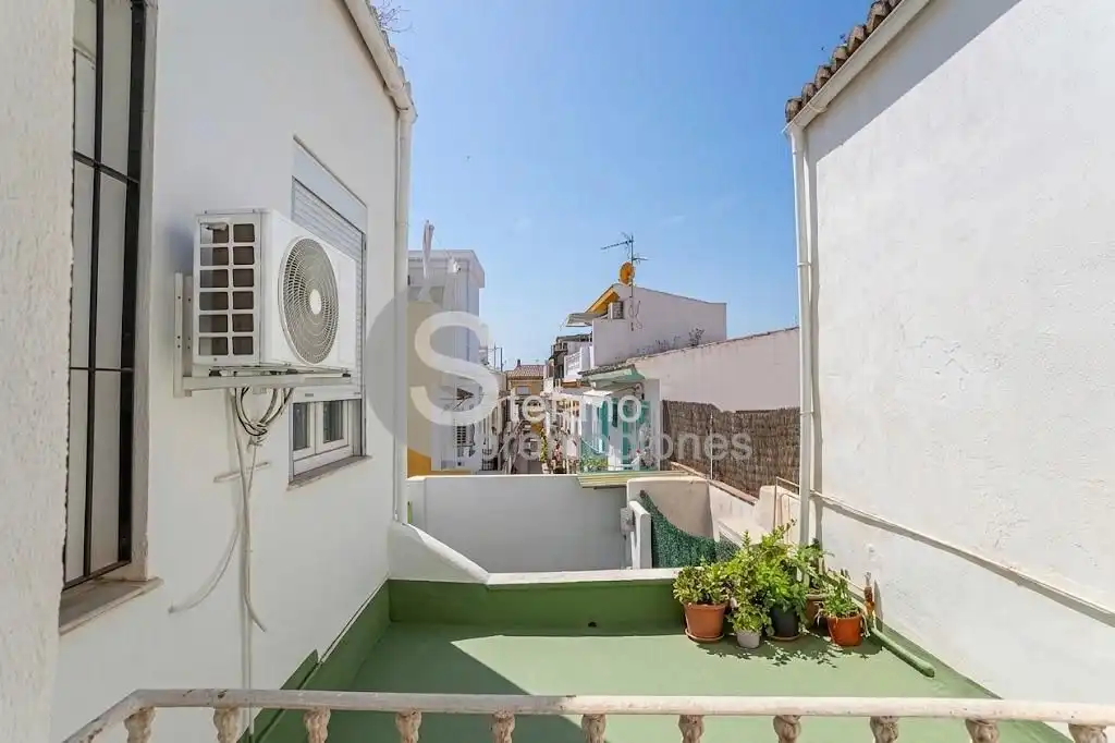 Vista exterior de Edificio en venta en Málaga
