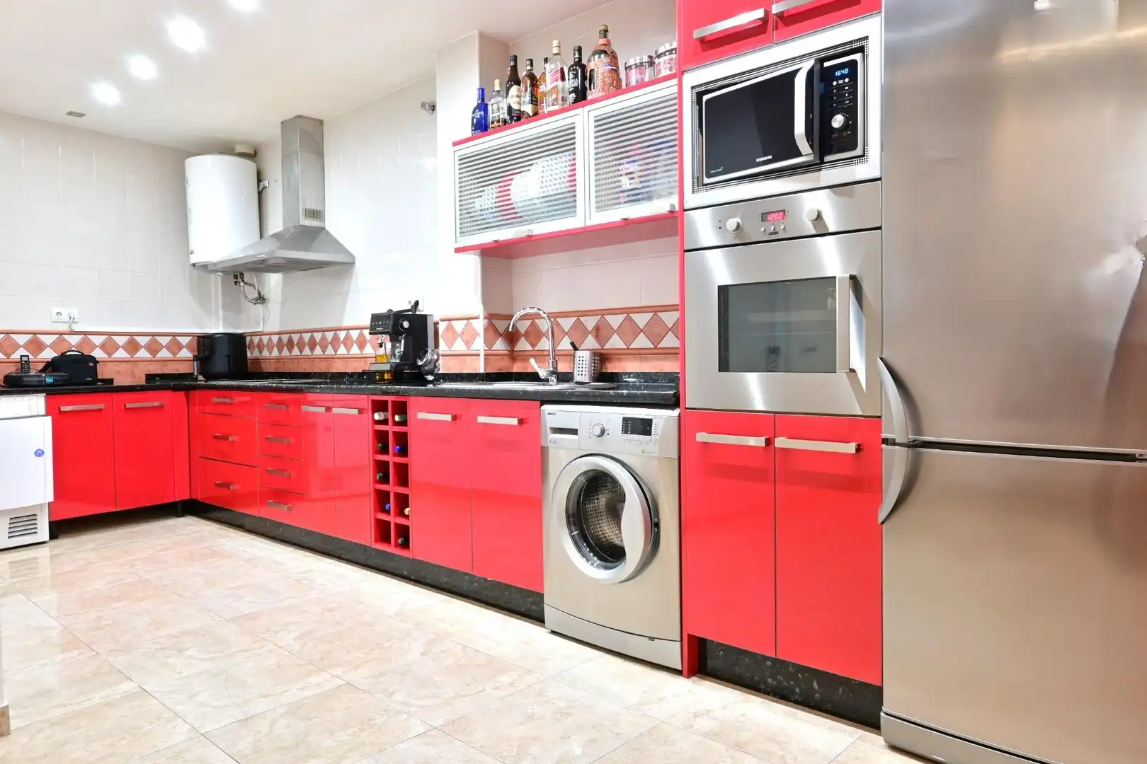 Cocina de Casa o chalet en venta en Sevilla con Aire acondicionado, Terraza y Trastero