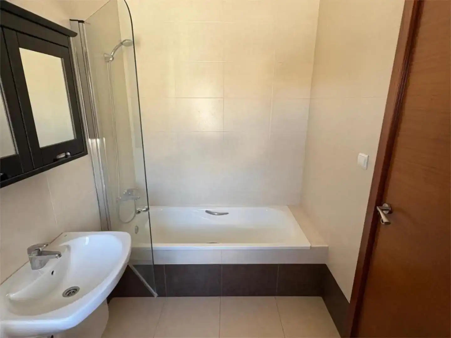 Bathroom of Flat for rent in Vélez-Rubio  with Air Conditioner, Parquet flooring and Storage room