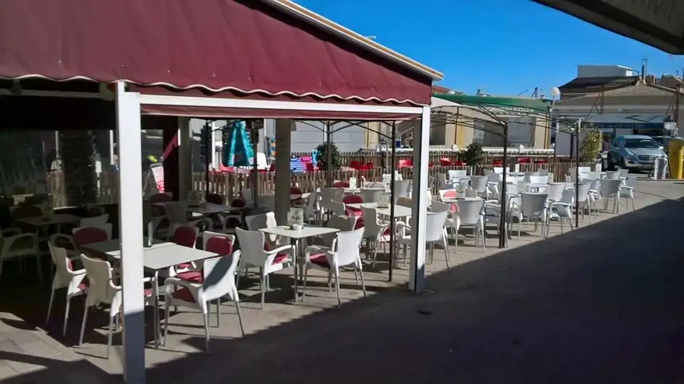 Local comercial en venta en Sierra Castilla, imagen 3