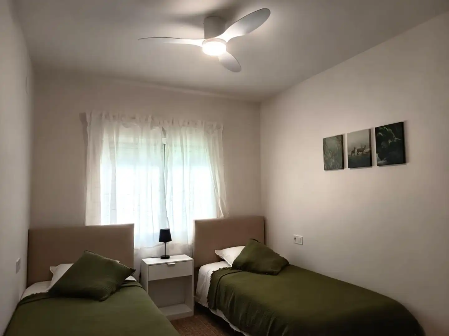 Habitación de Casa o chalet en venta en Orihuela con Aire acondicionado, Calefacción y Jardín privado