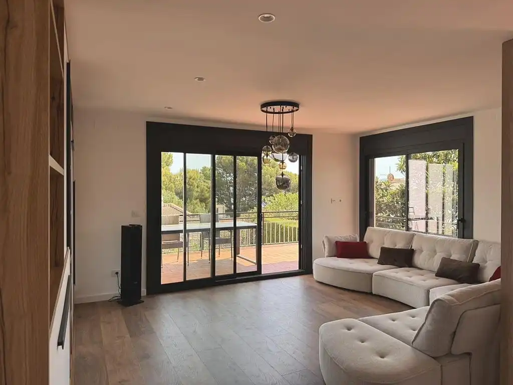 Living room of Apartments for sale in Llançà  with Air Conditioner, Heating and Terrace