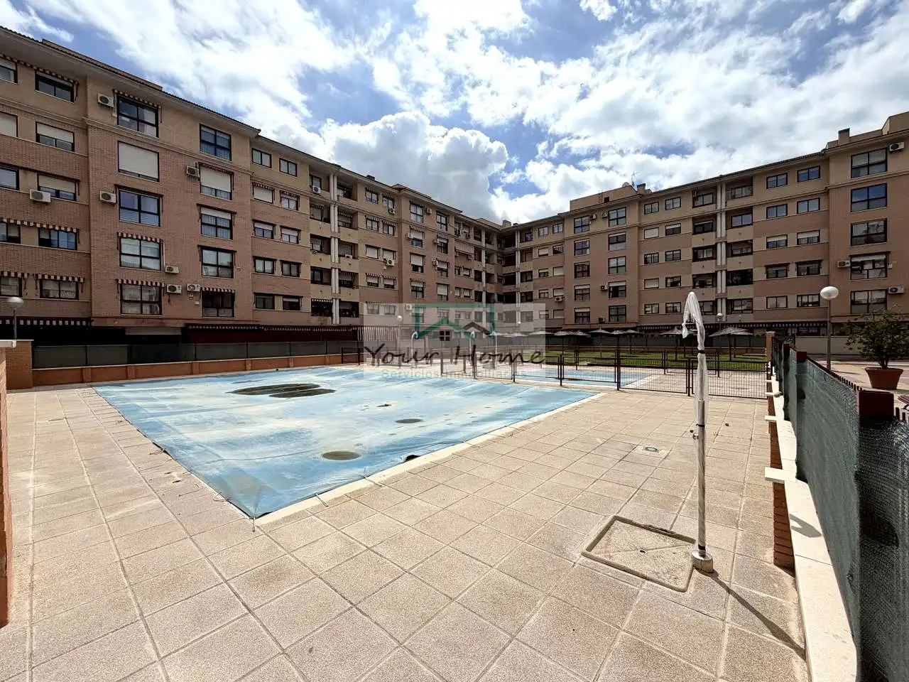 Vista exterior de Planta baja en venta en Torrejón de Ardoz con Aire acondicionado, Calefacción y Terraza