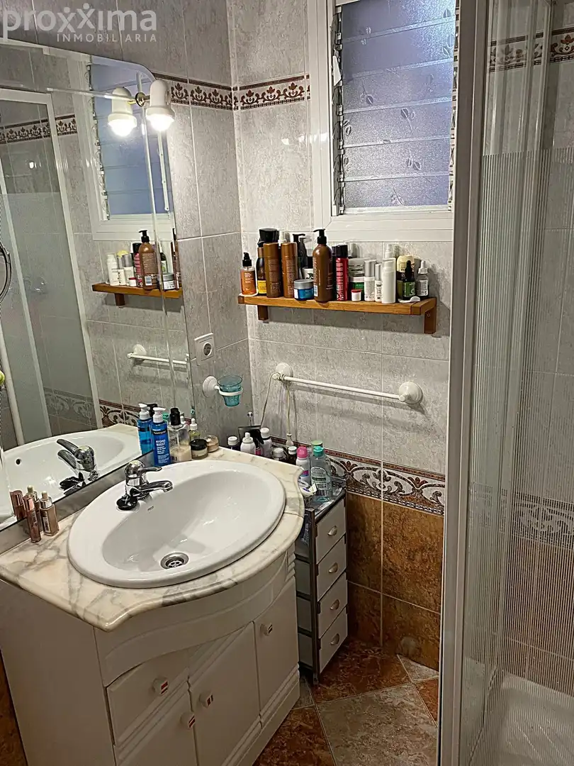 Bathroom of Flat for sale in Montequinto  with Air Conditioner, Private garden and Terrace