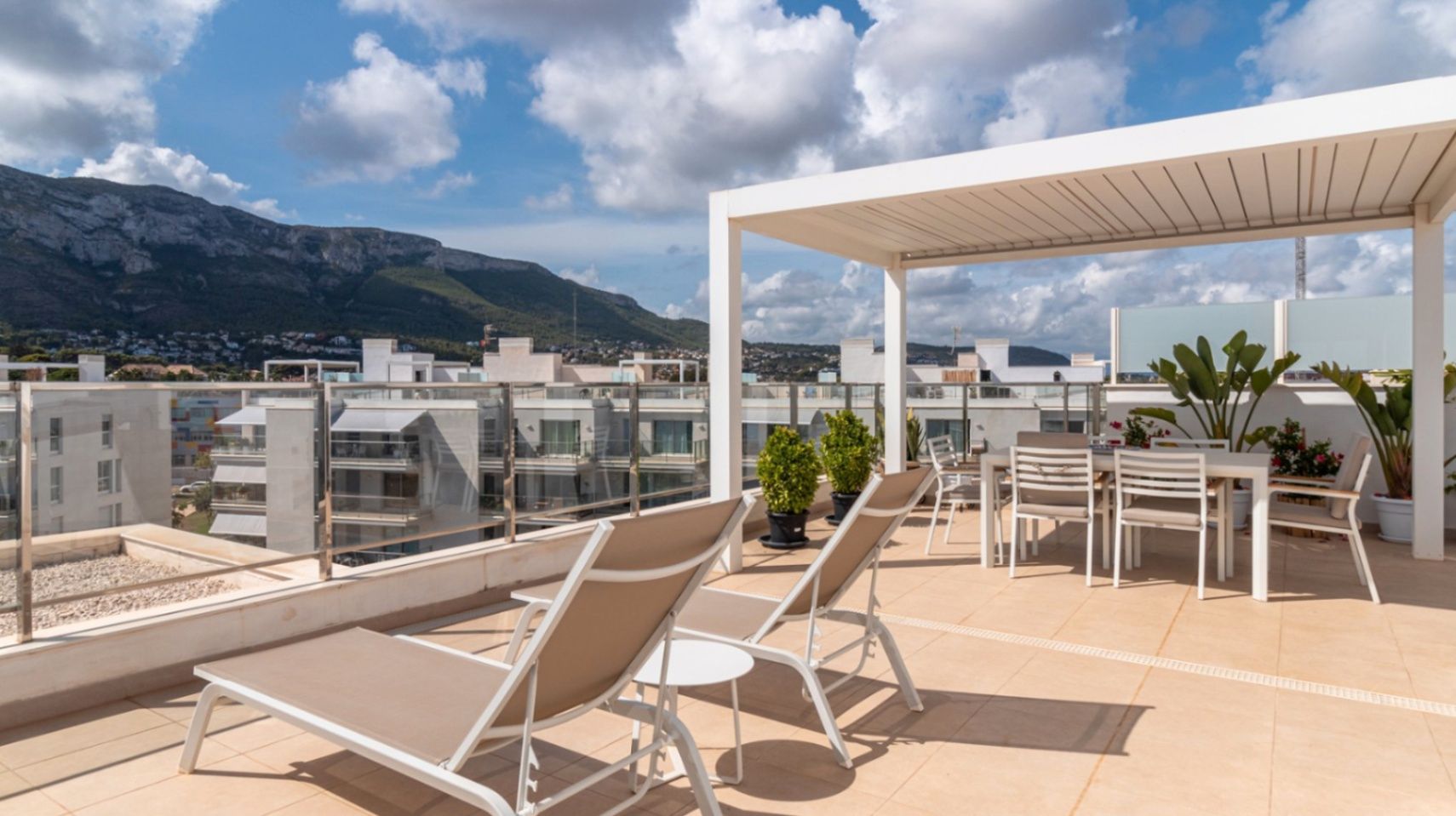 Terrassa de Àtic en venda en Dénia amb Aire condicionat, Calefacció i Jardí privat