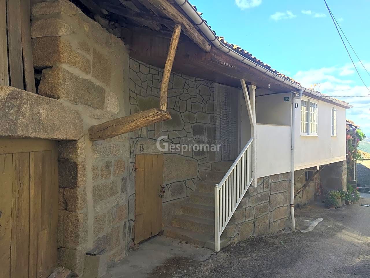 Exterior view of House or chalet for sale in Chandrexa de Queixa