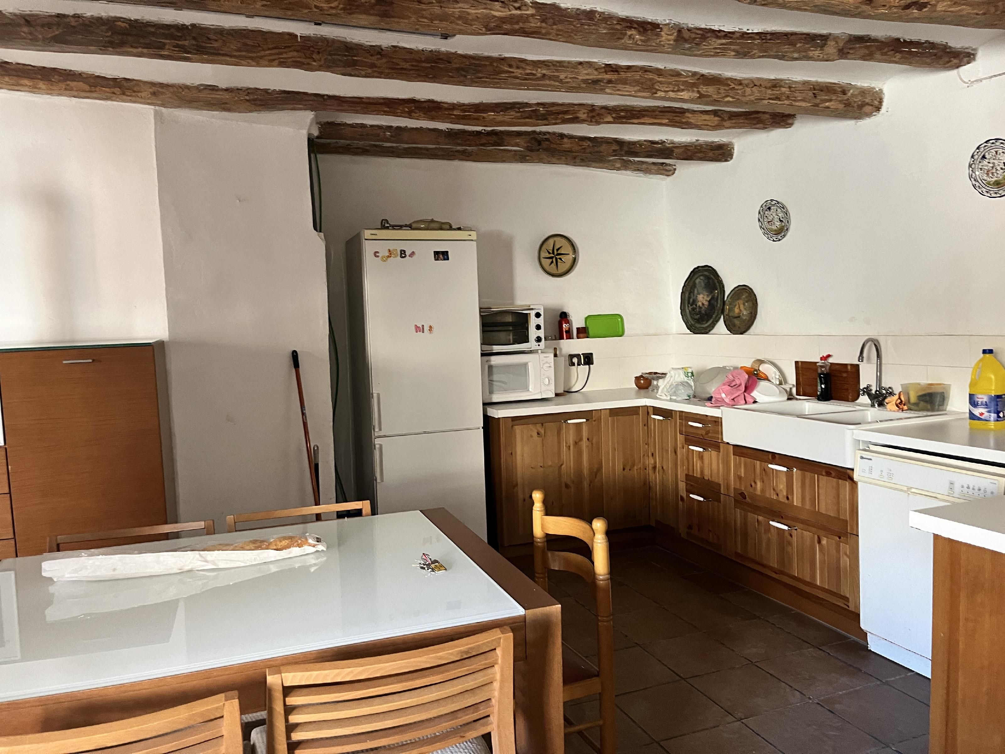 Cuina de Casa o xalet en venda en Peraltilla amb Terrassa i Balcó
