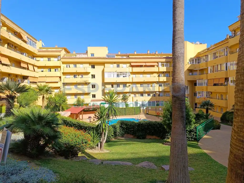 Vista exterior de Piso en venta en Fuengirola