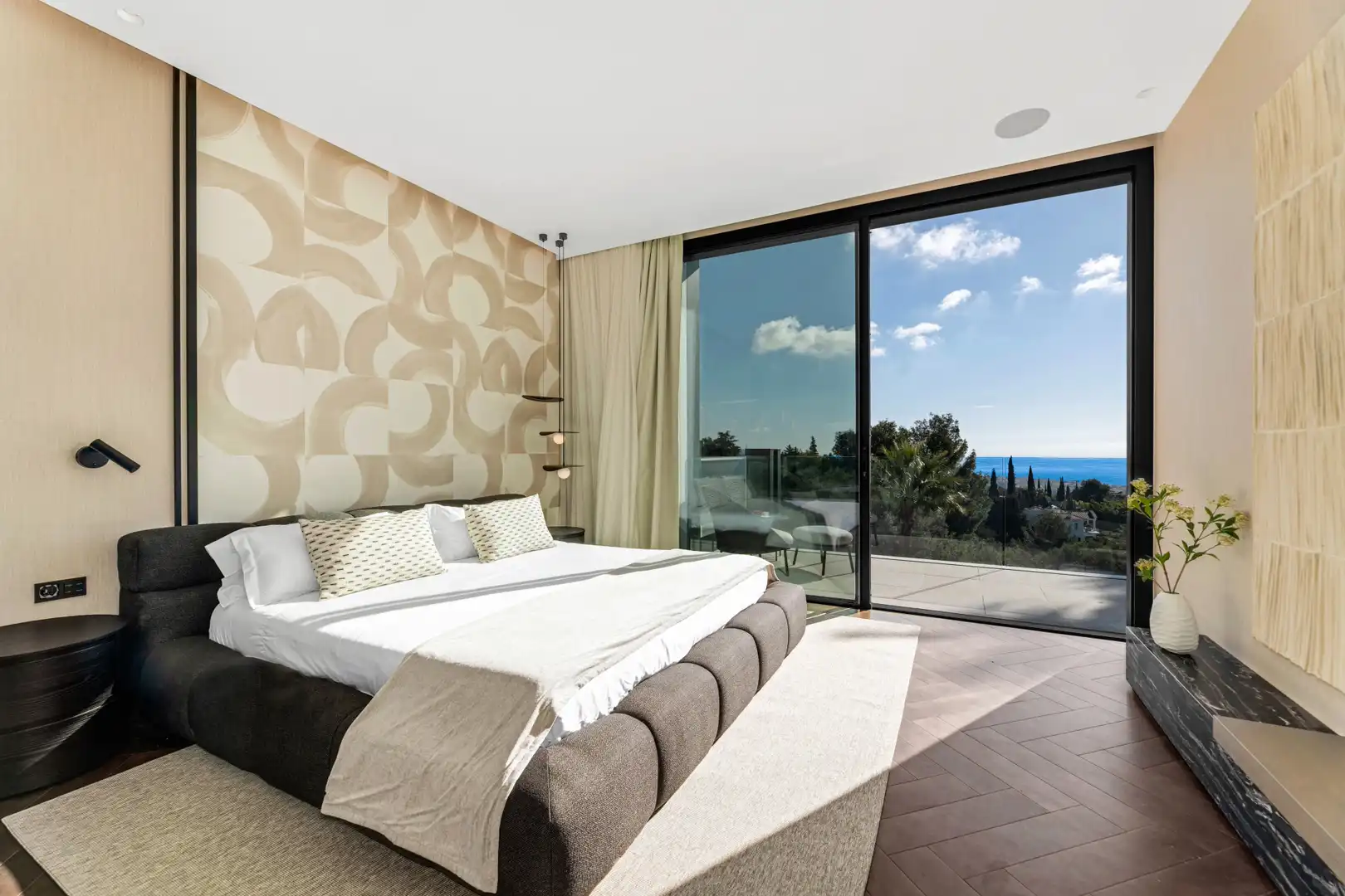 Habitación de Casa o chalet en venta en Marbella con Aire acondicionado, Jardín privado y Terraza