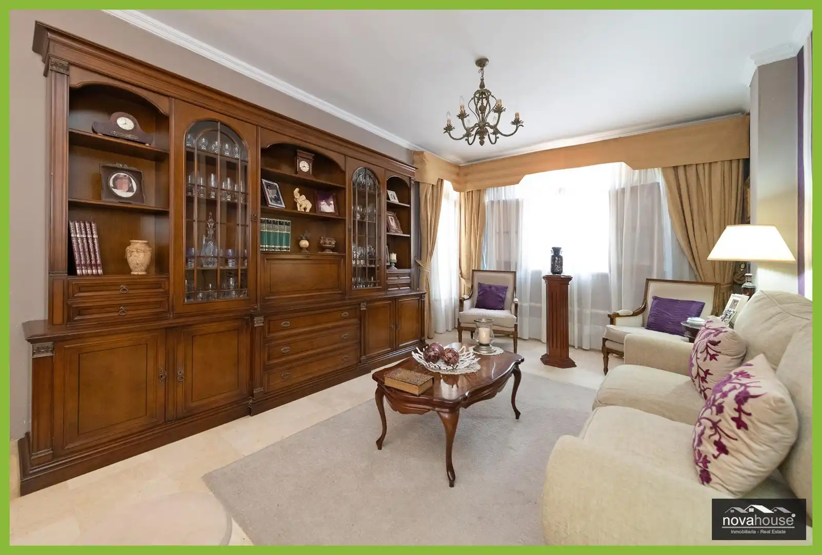 Sala de estar de Casa o chalet en venta en Málaga con Aire acondicionado, Terraza y Trastero