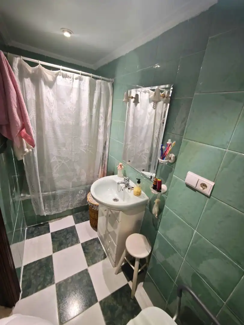 Badezimmer von Wohnung zum Verkauf in Bormujos mit Terrasse