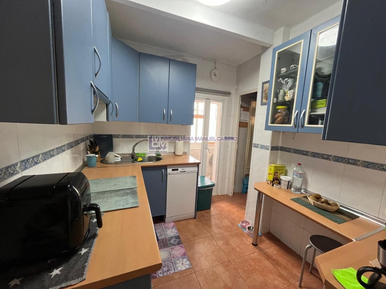 Kitchen of Flat for sale in Cáceres Capital  with Air Conditioner, Heating and Terrace