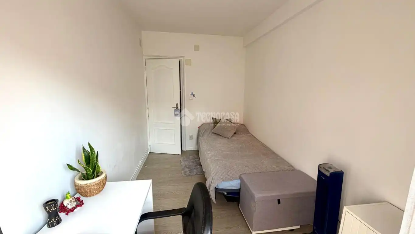 Habitación de Piso en venta en Madrid