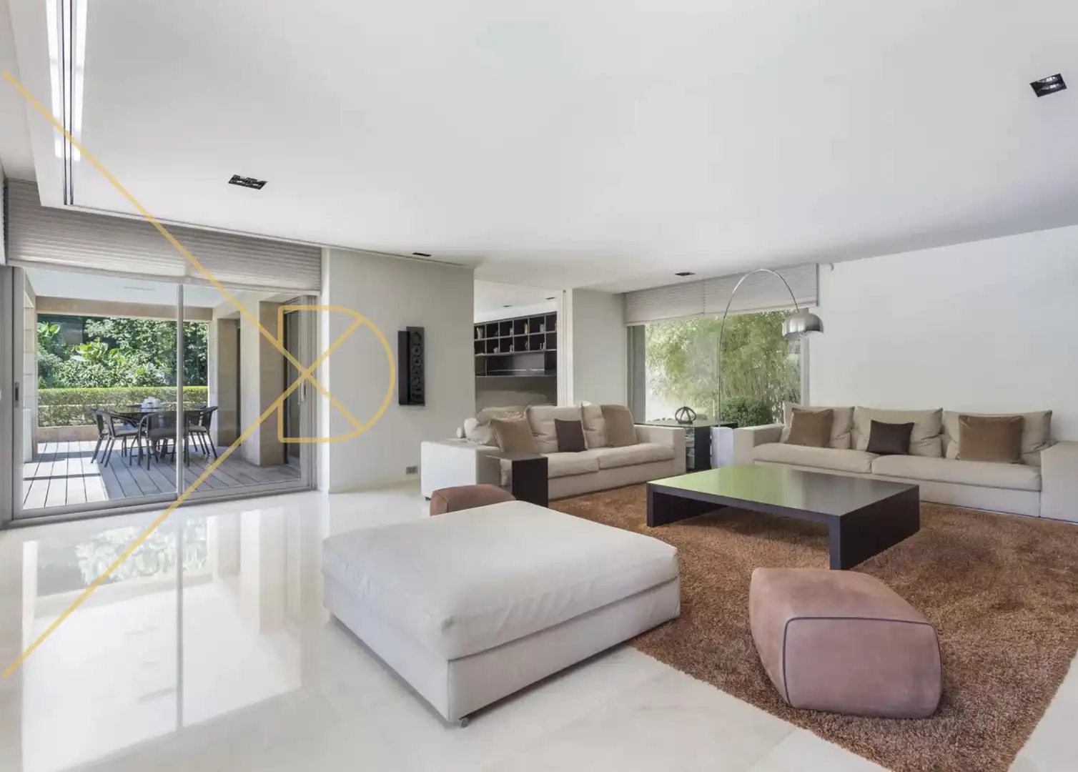 Sala d'estar de Casa o xalet en venda en Barcelona amb Terrassa