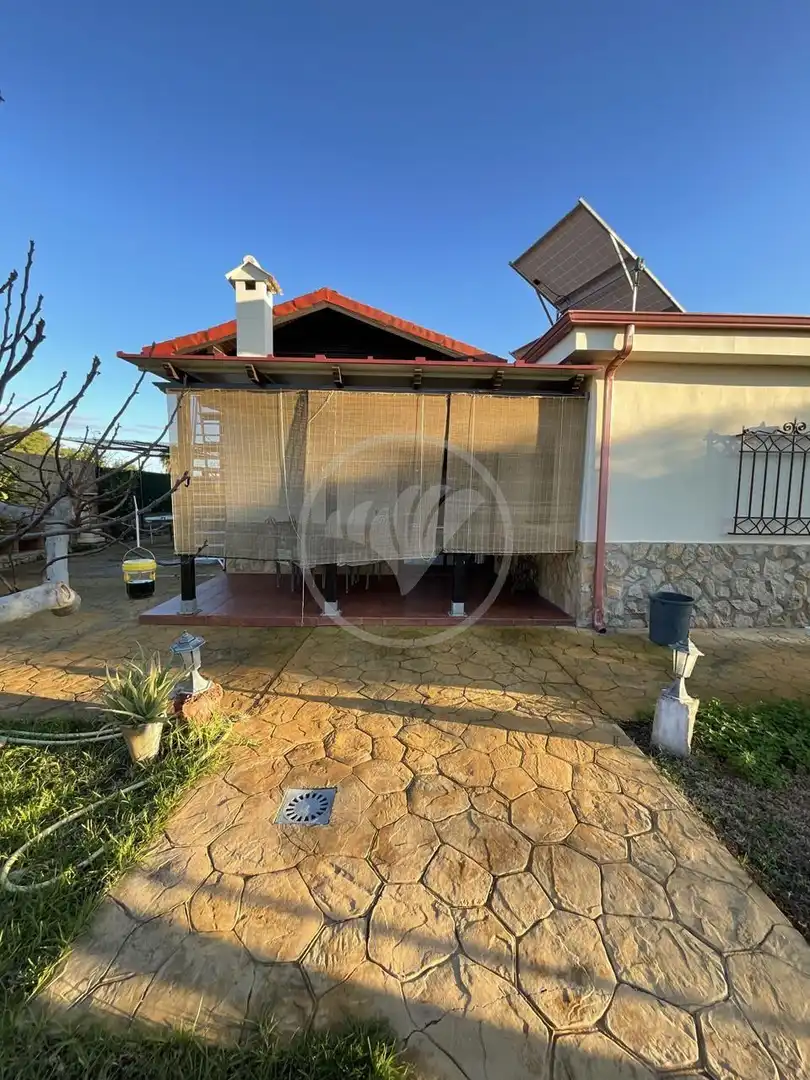Terrassa de Finca rústica en venda en Linares amb Jardí privat, Terrassa i Piscina
