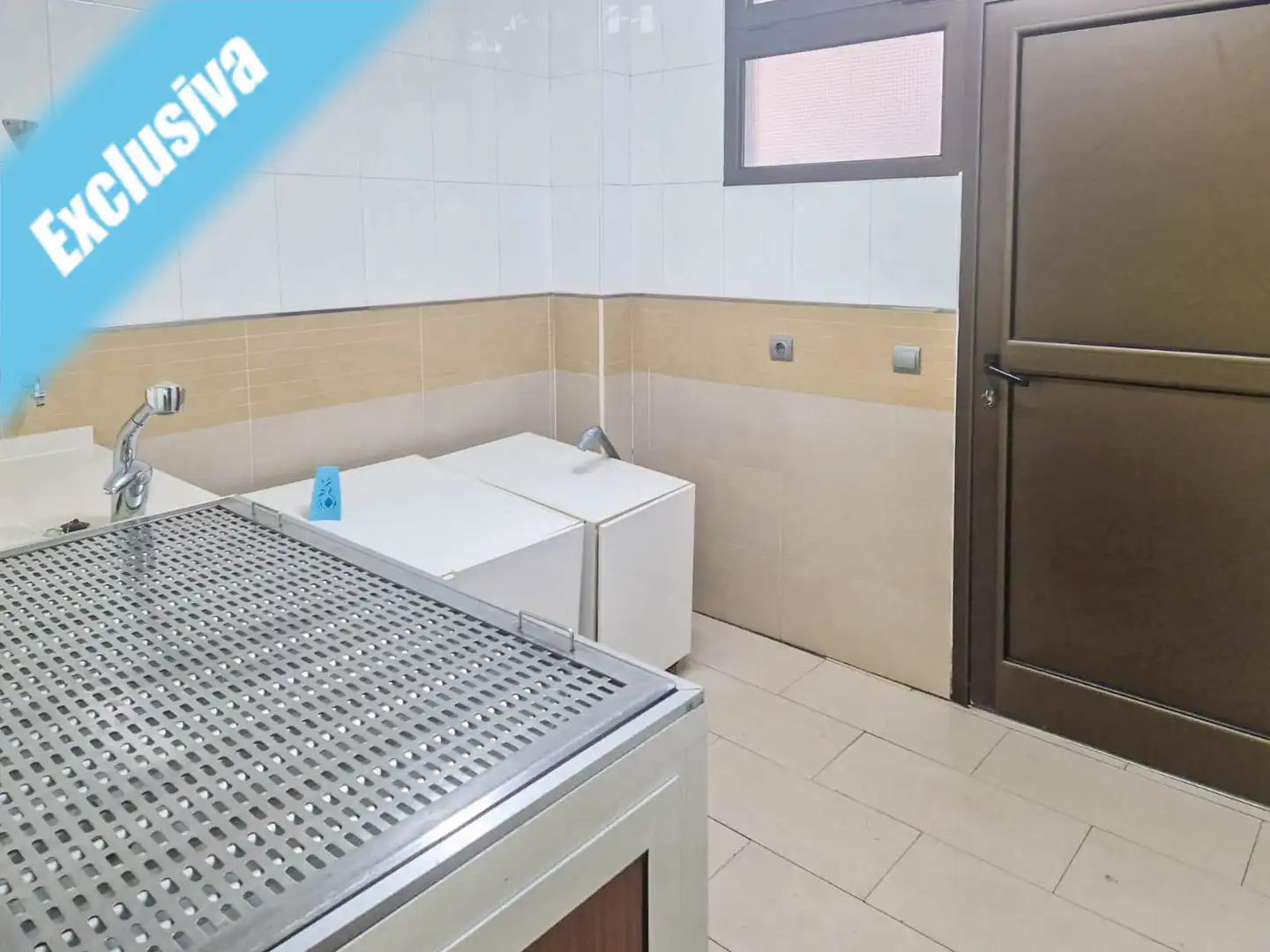 Business premises for sale in Calle El Pelegrín 35, imagen 9