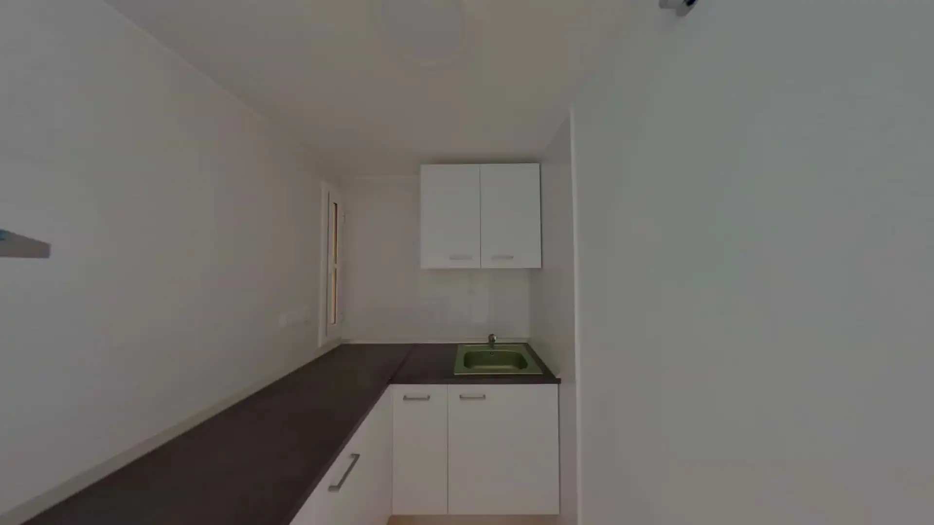 Cuina de Pis en venda en Girona amb Calefacció