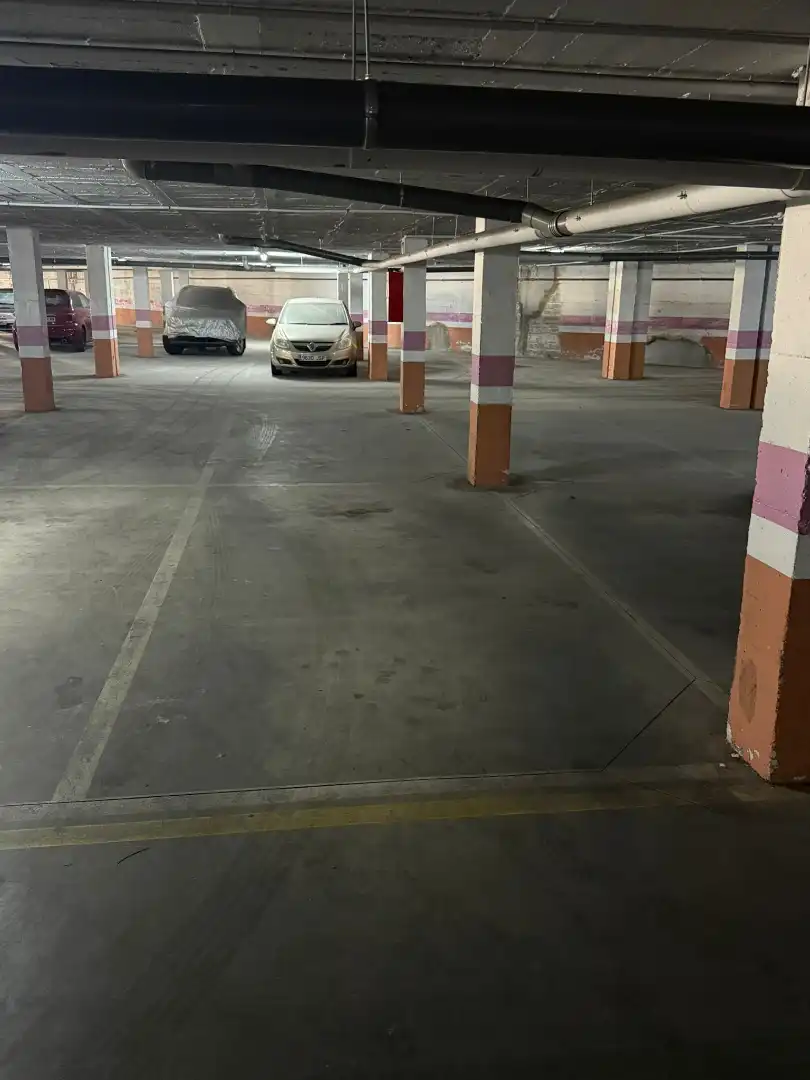 Parking de Apartamento en venta en Benidorm con Aire acondicionado, Jardín privado y Amueblado