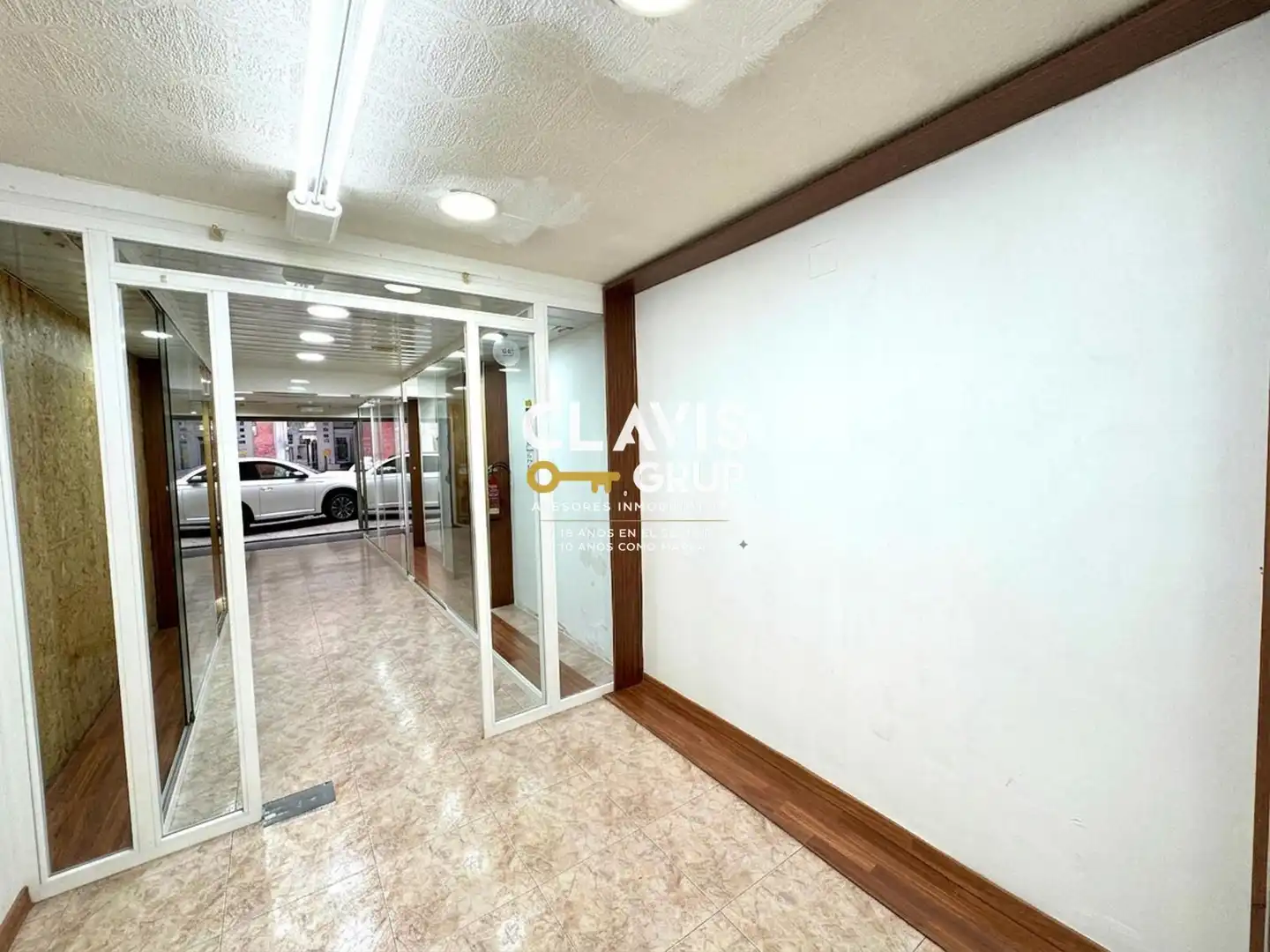 Local comercial en venda a Nou Barris, imagen 6