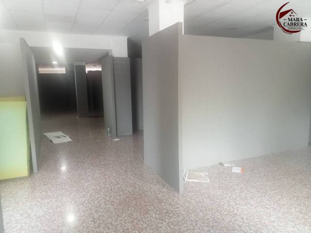 Local comercial en Alquiler en Plaza Parque de la Estación en Centro Histórico