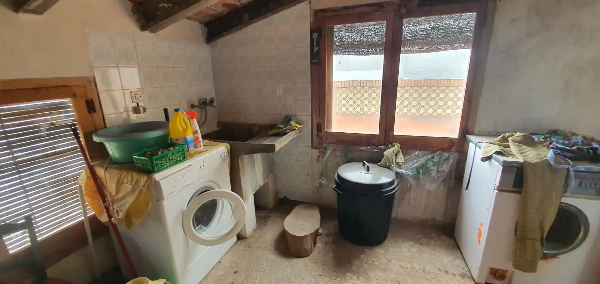 Kitchen of Houses for sale in Bot