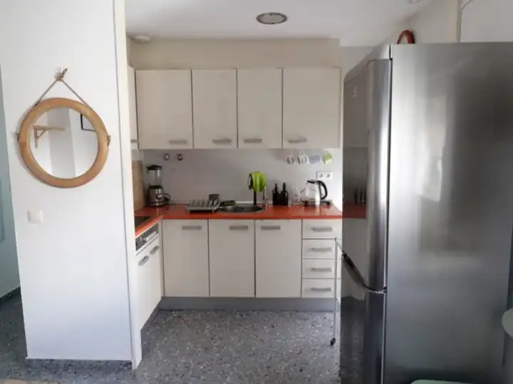 Küche von Wohnung zur Miete in  Cádiz Capital mit Klimaanlage und Balkon