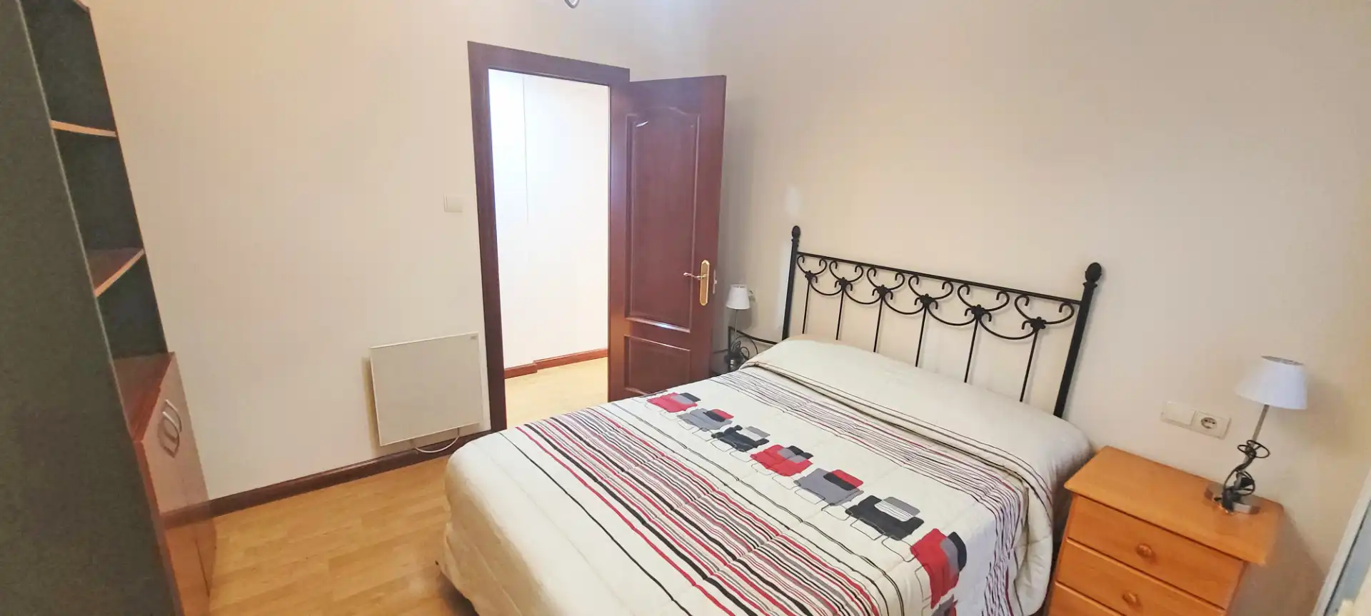 Habitación de Piso en venta en Gijón  con Calefacción