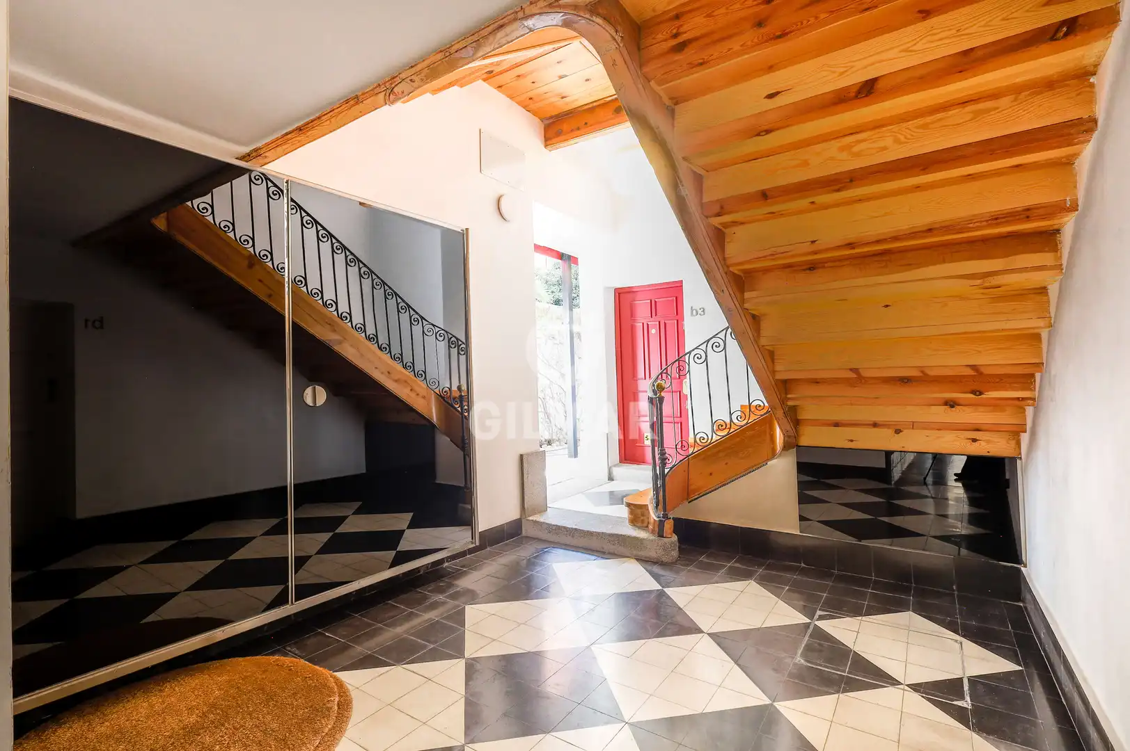 Piso en venta en Madrid con Calefacción y Amueblado