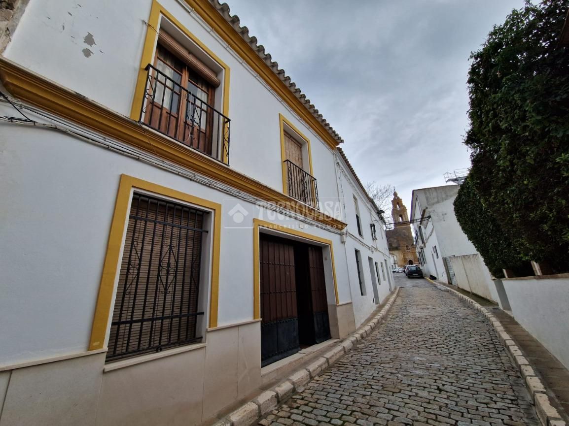 Exterior view of Single-family semi-detached for sale in Osuna  with Terrace and Balcony