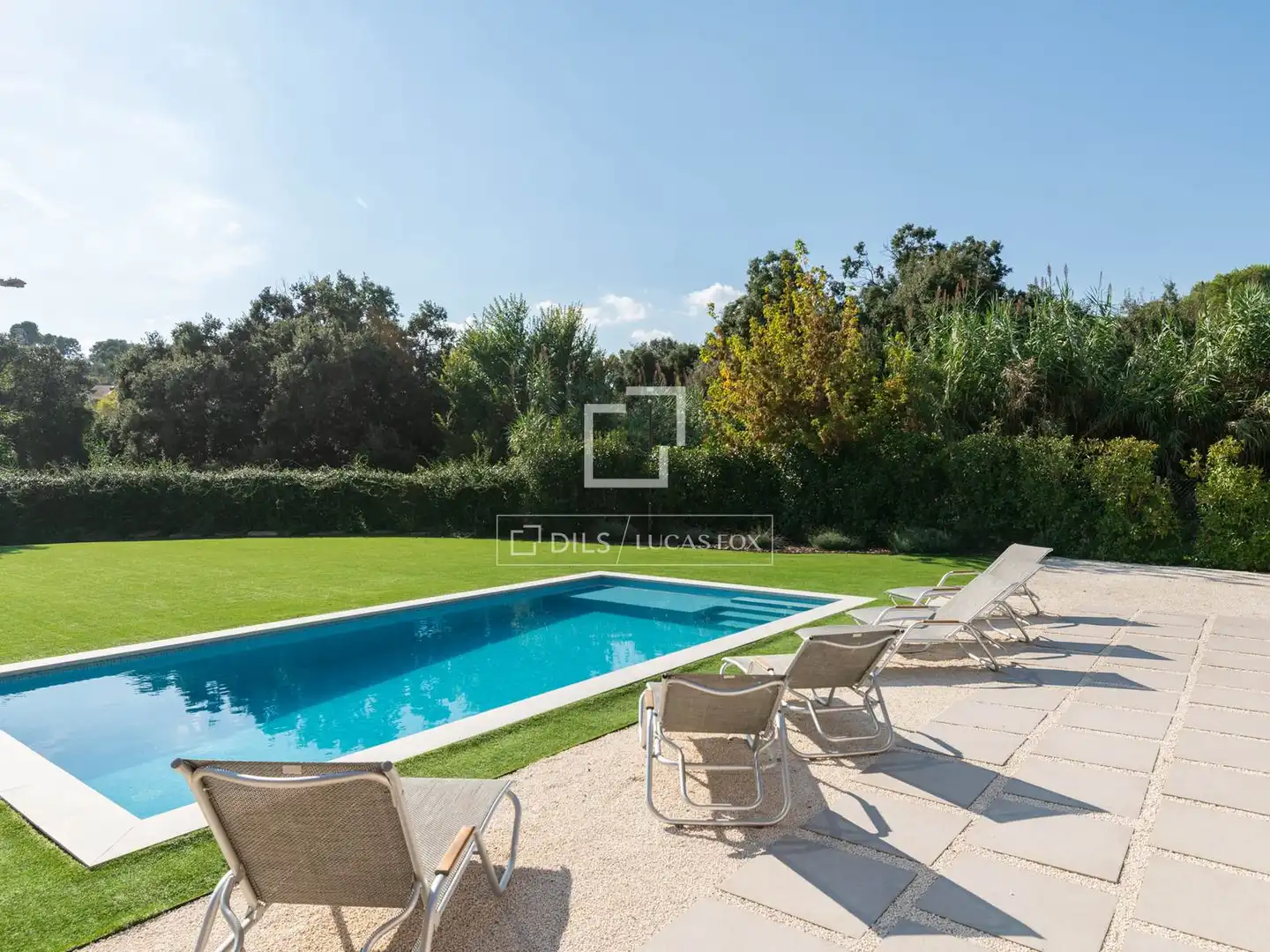 Swimming pool of Houses for sale in Sant Cugat del Vallès  with Air Conditioner, Heating and Private garden