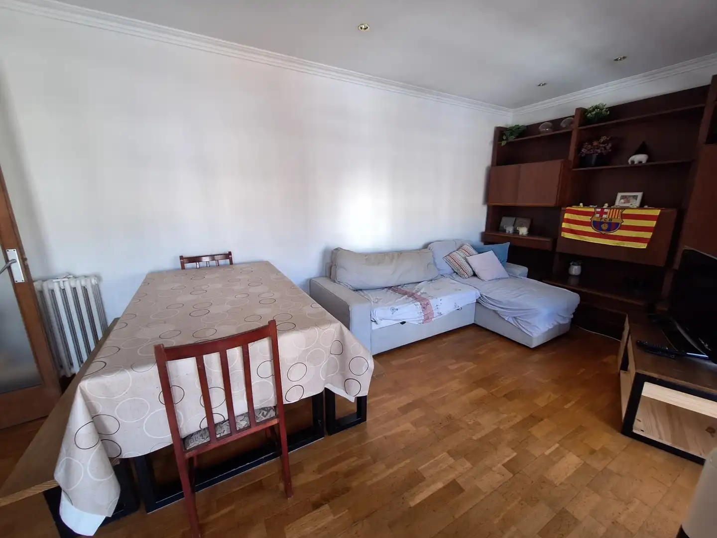 Sala d'estar de Pis en venda en Barcelona amb Calefacció, Terrassa i Moblat