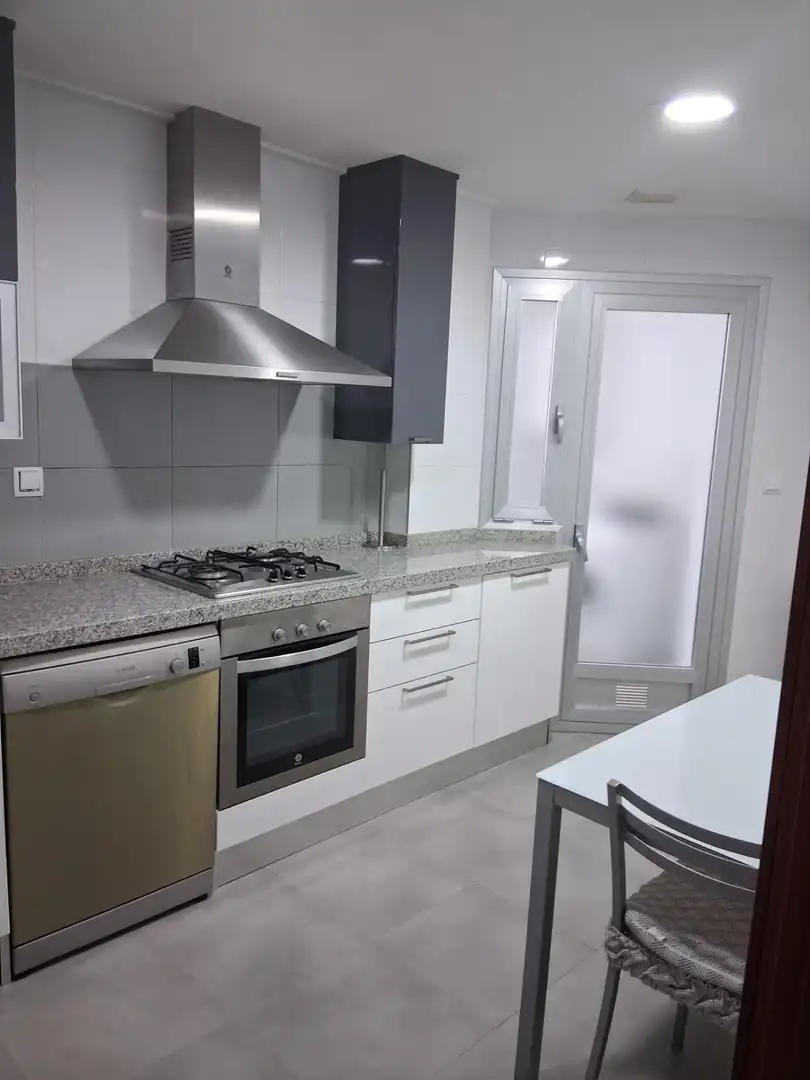 Cocina de Apartamento en venta en Albacete con Calefacción, Trastero y Balcón
