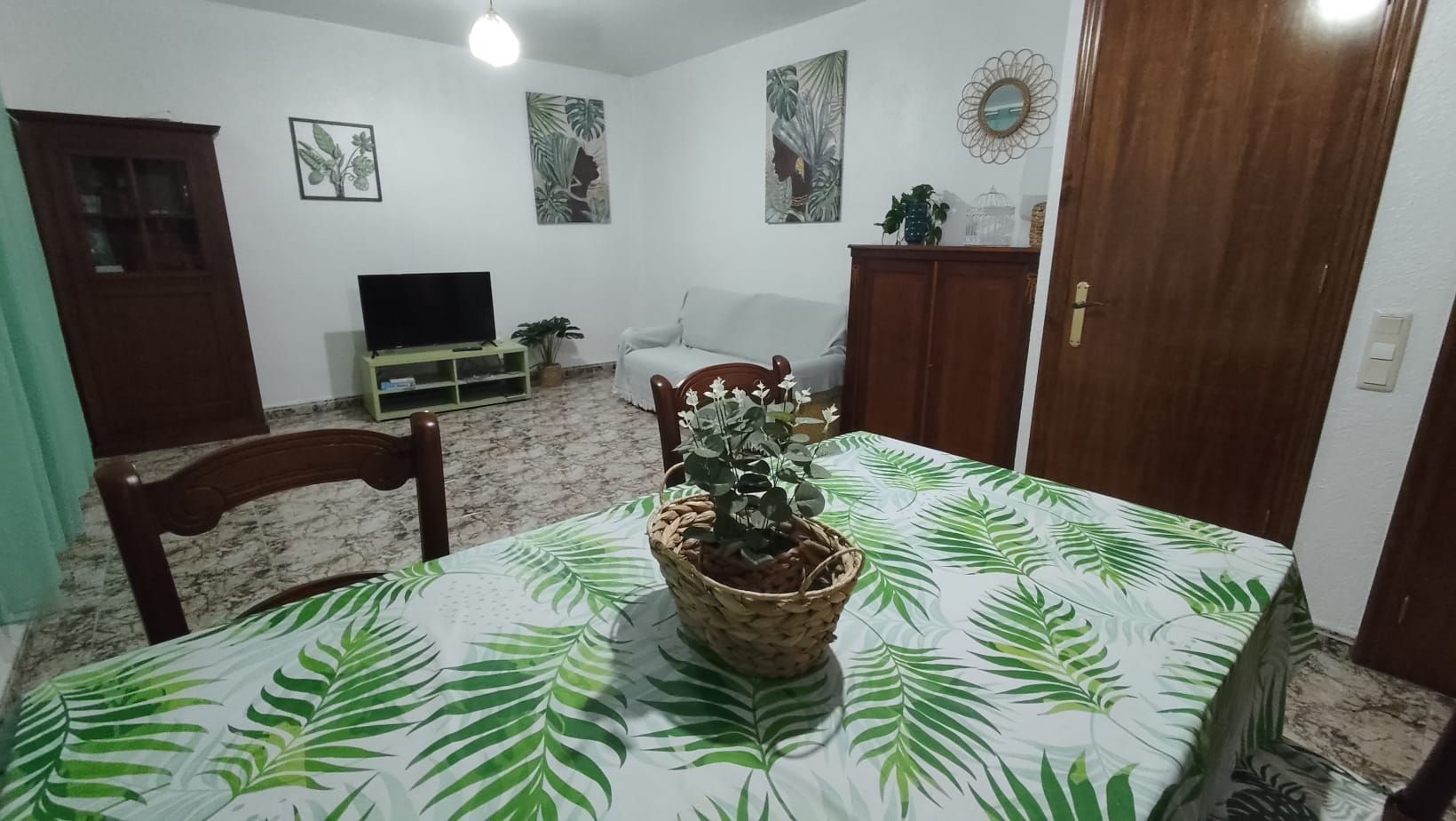 Sala d'estar de Finca rústica de lloguer en Deltebre amb Aire condicionat, Calefacció i Jardí privat