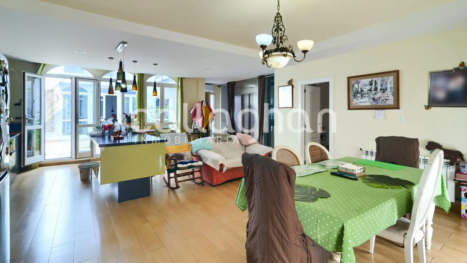 Exterior view of Detached homes for sale in Alzira  with Air Conditioner, Heating and Terrace