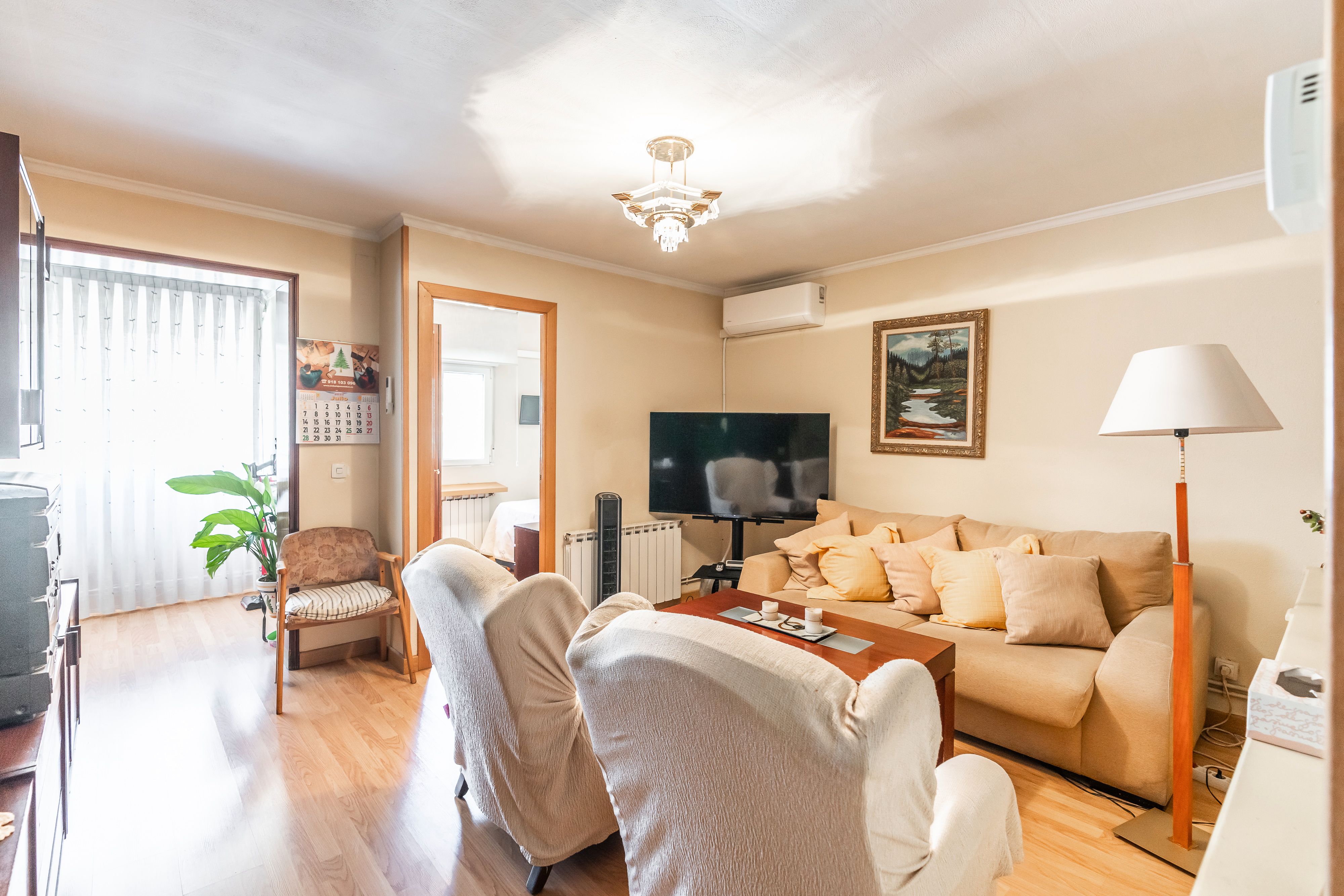 Living room of Flat for sale in  Madrid Capital  with Heating and Terrace