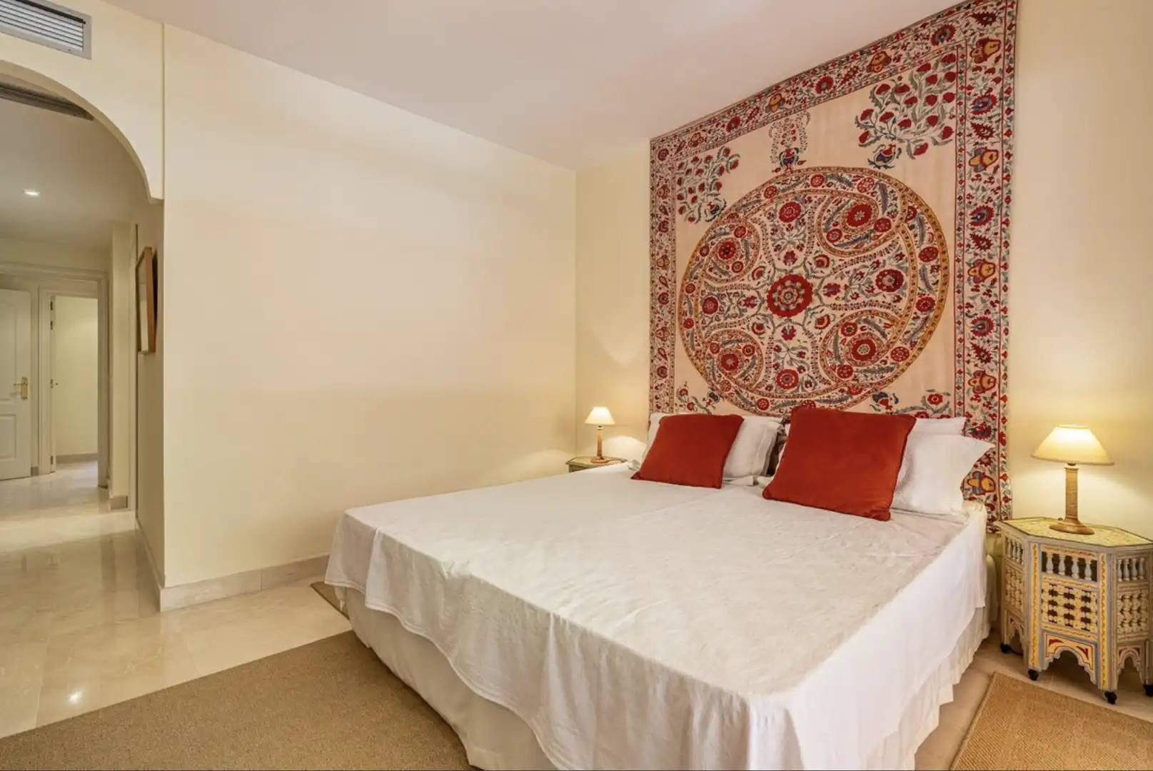Schlafzimmer von Wohnungen zum Verkauf in Marbella mit Klimaanlage, Terrasse und Abstellraum