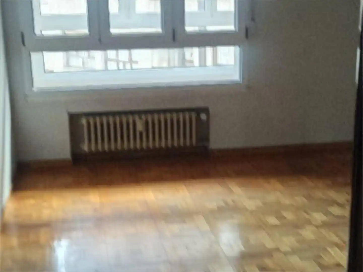 Bedroom of Flat for sale in Gijón 