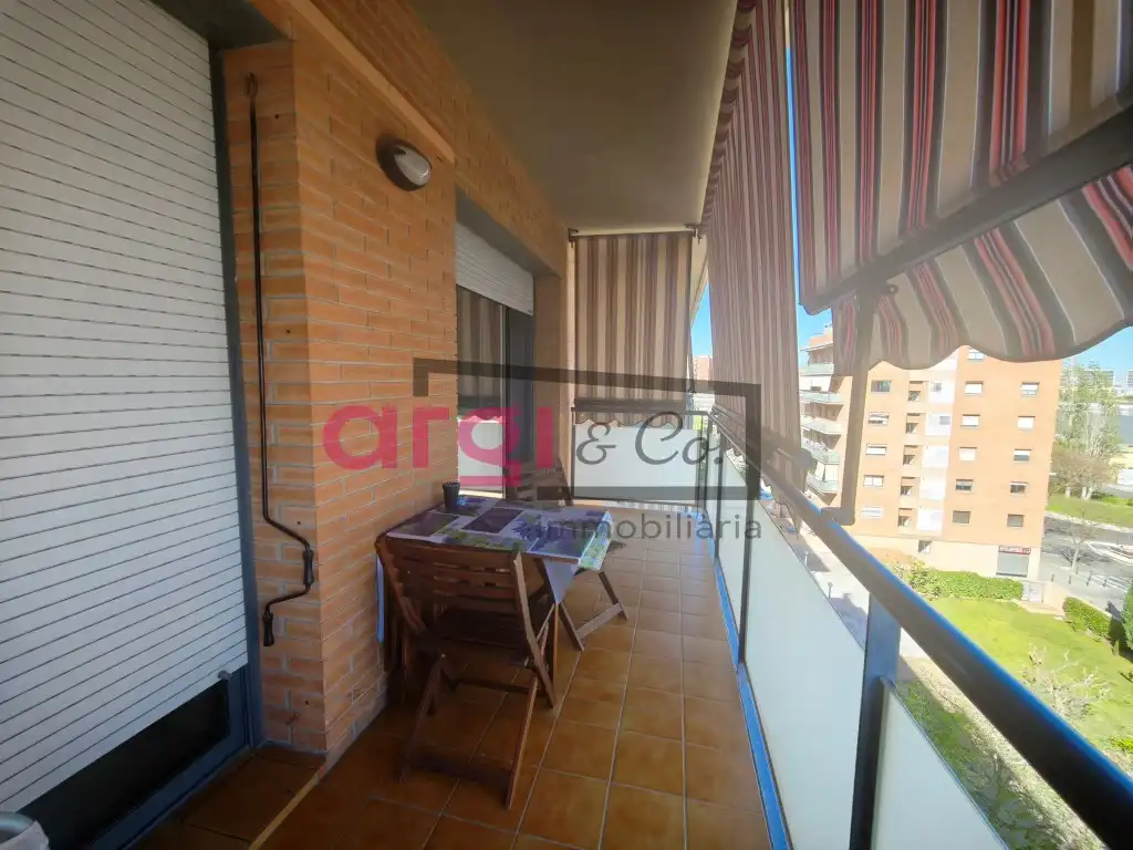 Terraza de Ático en venta en Viladecans con Terraza y Balcón